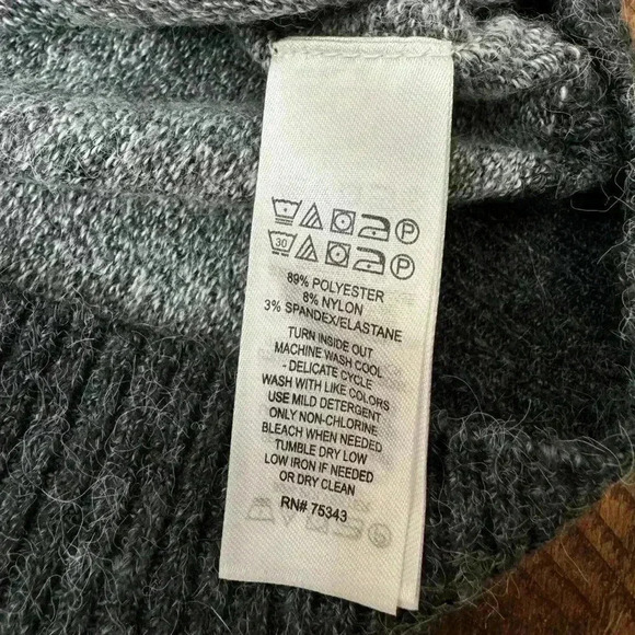 NWT Frederik Anderson Copenhagen Sweater - Picture 7 of 11